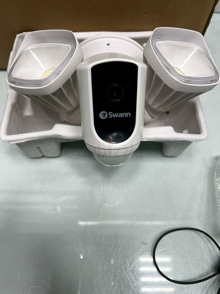 Swann SWWHD-FLOCAM Floodlight Security Camera - White63262404209155113