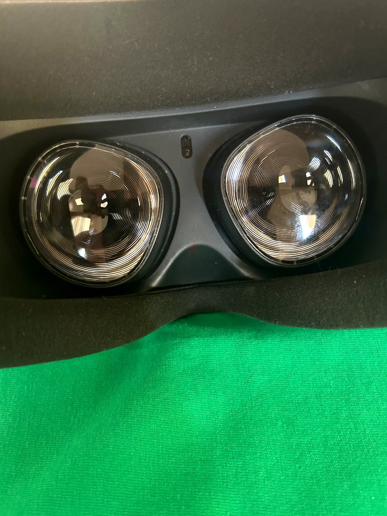 Oculus Quest 2 For Sale63262412310530114