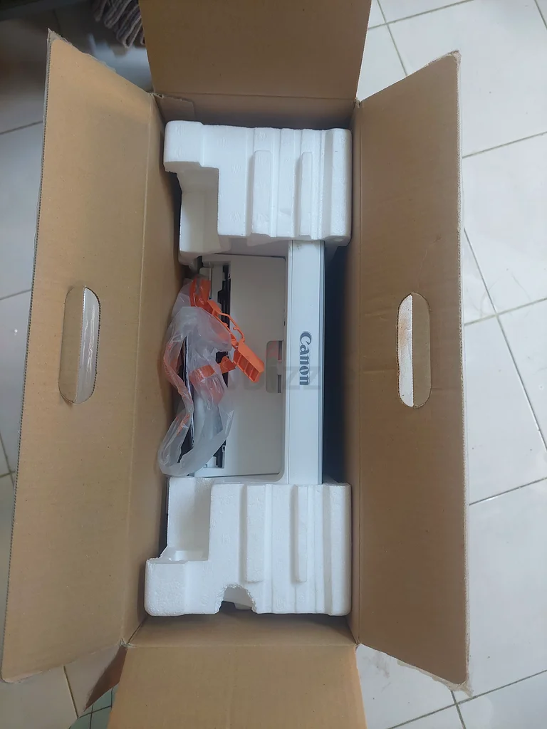 طابعة وماسح ضوئي.63253967066625113