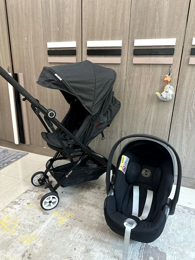 Cybex easy twist stroller with car seat63207887747459113