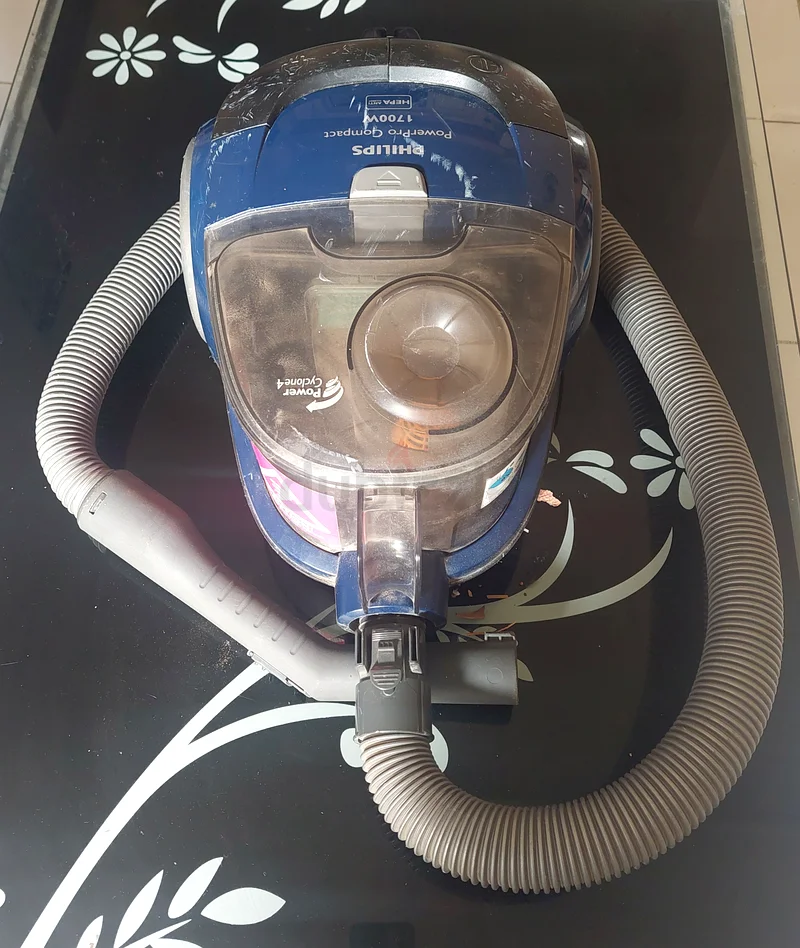 Vacuum cleaner63253974525570111