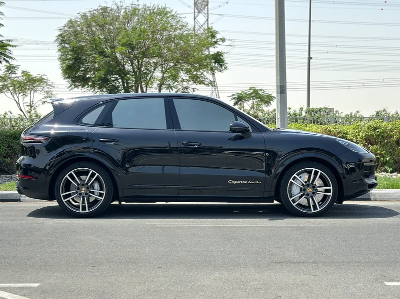 PORSHE CAYENNE TURBO 202063225698244610114