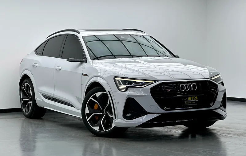 2022 Audi e-tron 55 S line, Agency Warranty  Battery 27, Full Service History, GCC63224790819458112