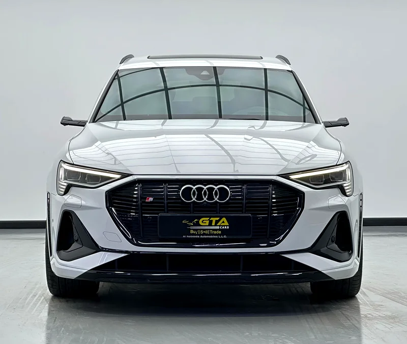 2022 Audi e-tron 55 S line, Agency Warranty  Battery 27, Full Service History, GCC63224790819458111