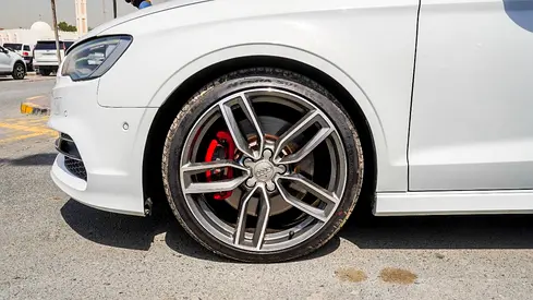 2016 AUDI S3 照片 7