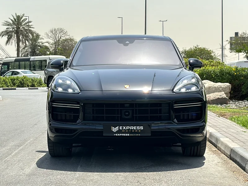 PORSHE CAYENNE TURBO 202063225698244610112