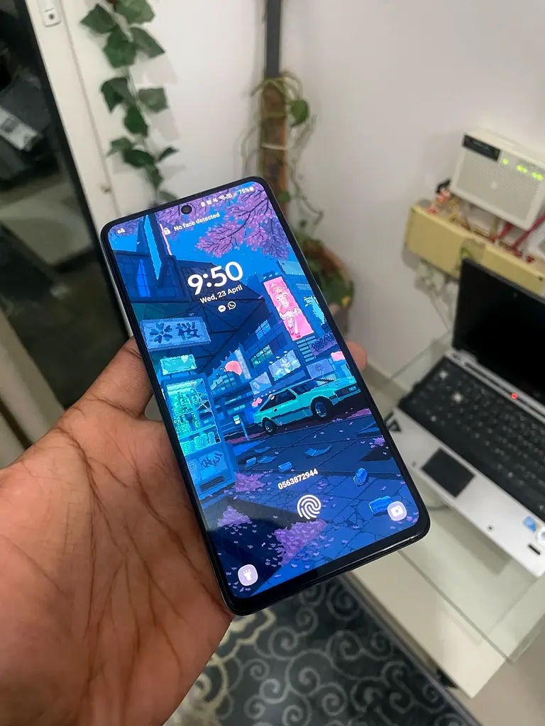 بيع عاجل لهاتف Samsung A71 بسعة 128 جيجابايت وذاكرة 8 جيجابايت