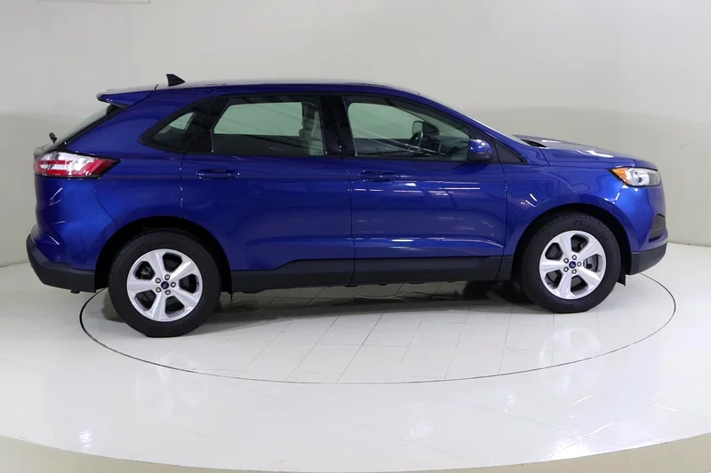 EDGE SE @ AL TAYER MOTORS PRE OWNED SHOWROOM AL QUOZE.63167090572162113