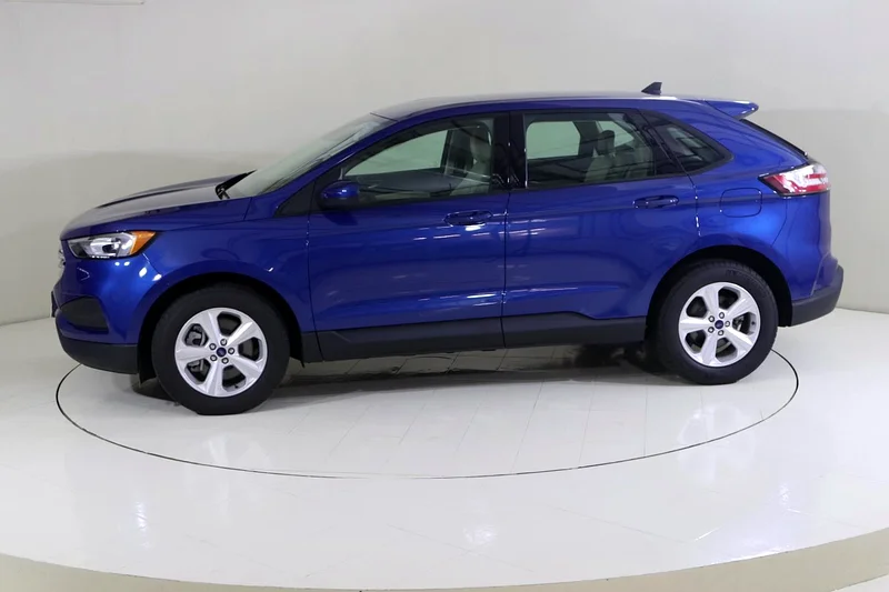 EDGE SE @ AL TAYER MOTORS PRE OWNED SHOWROOM AL QUOZE.63167090572162114