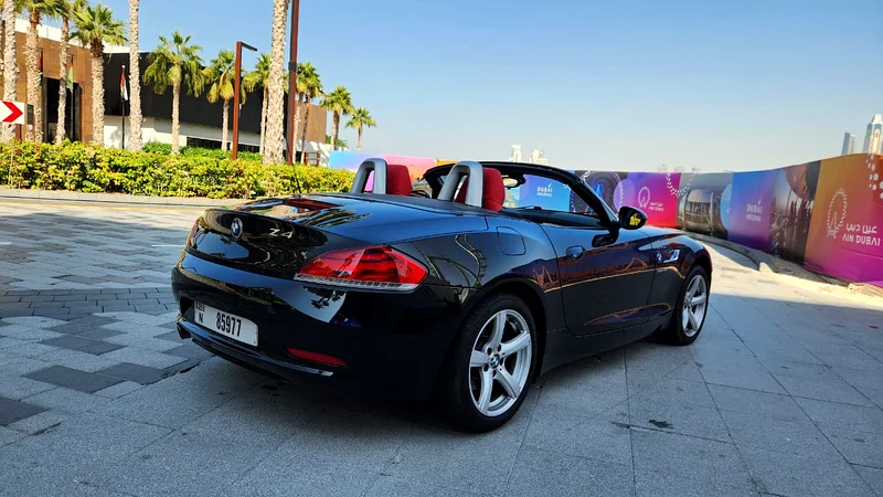 2015 BMW Z4 sDrive 18i -convertible -2.0L-4 Cyl -Excellent Condition63142581222018113