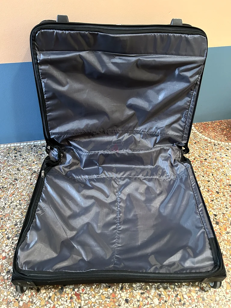 حقائب سامسونايت الأنيقة على عجلات لرحلاتك!632331283486731121