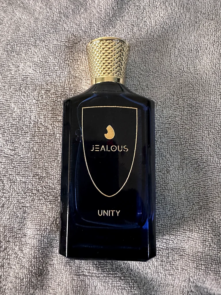 العطور63236122243201110