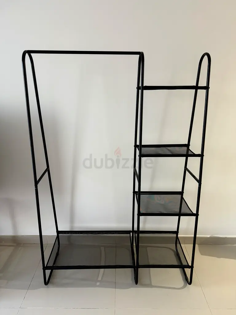 Clothes rail