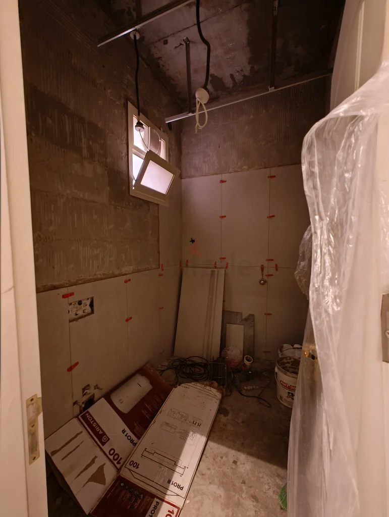 General maintenance service.Painting service.toilet reservation.Full house renovation.Full Abu Dhabi63185247613058112