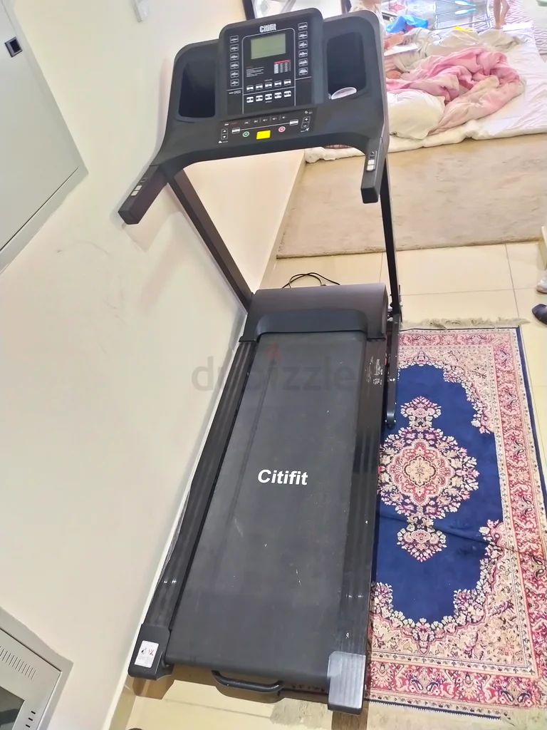 Cliffit Treadmill - Your Indoor Fitness Companion!63242171258114112