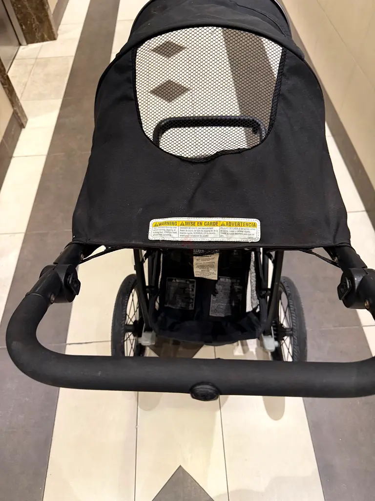 Graco jogger stroller used63206385109122112