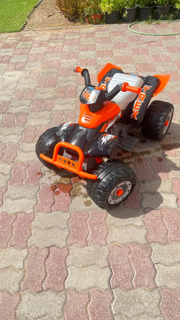 مثير للأطفال، مركبة خارجية صغيرة يمكن التحكم بها63175743620738111