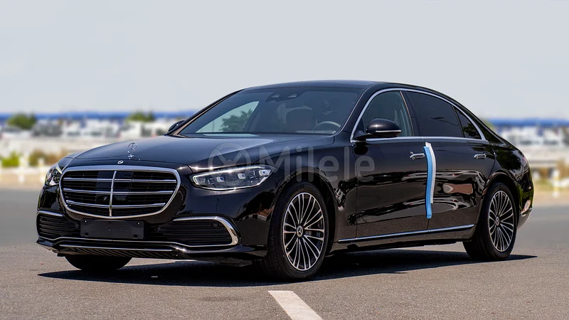 2023 مرسيدس بنز S450 بمحرك بنزين 3.0 لتر: سقف بانورامي، شاشة ثلاثية الأبعاد، نظام بورميستر ثلاثي الأبعاد، إضاءة رقمية63162929251457111