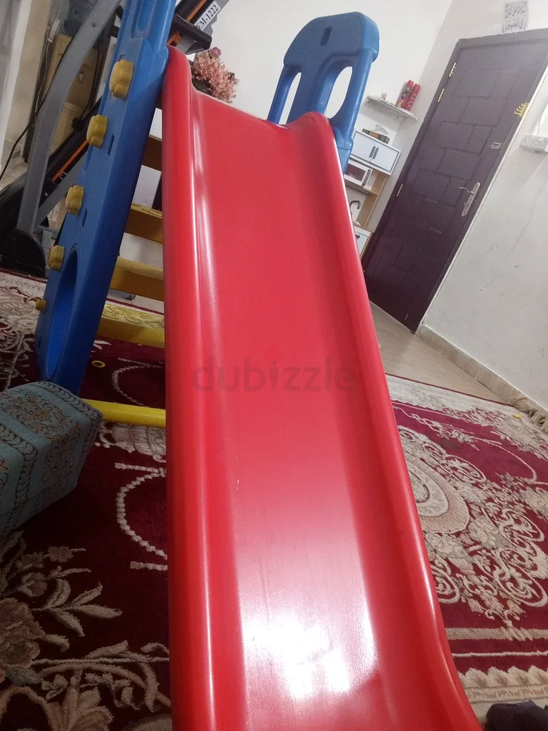 شريحة ممتعة وملونة للأطفال - مثالية للعب في الهواء الطلق!632262738136331121