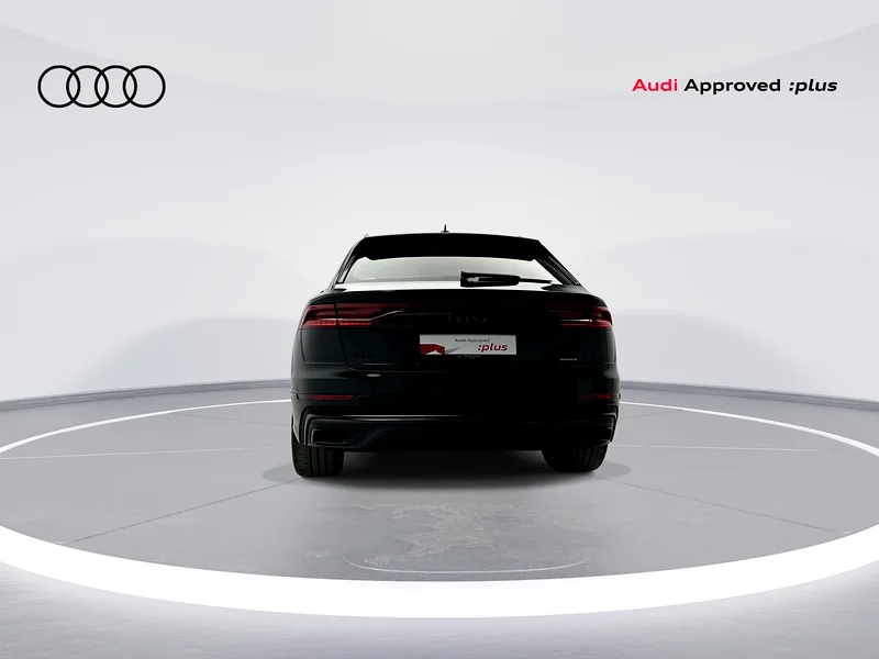 Q8 55 TFSI كواترو 340 حصان، إصدار كريمسون ريد (الرقم المرجعي #053982)63149115038977114