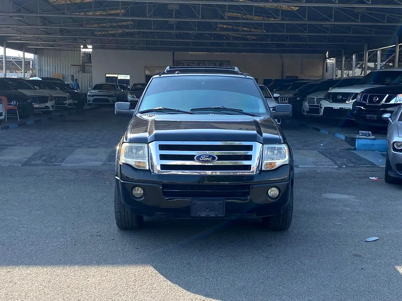 Ford Expedition... Model 2011... GCC specifications63168029532034112