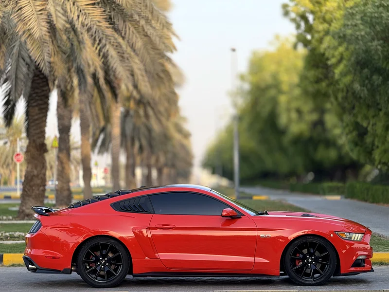 Ford Mustang Ecoboost V4 2.3, 2016 model, imported to America, Shelby kit, excellent car.63156040247426114