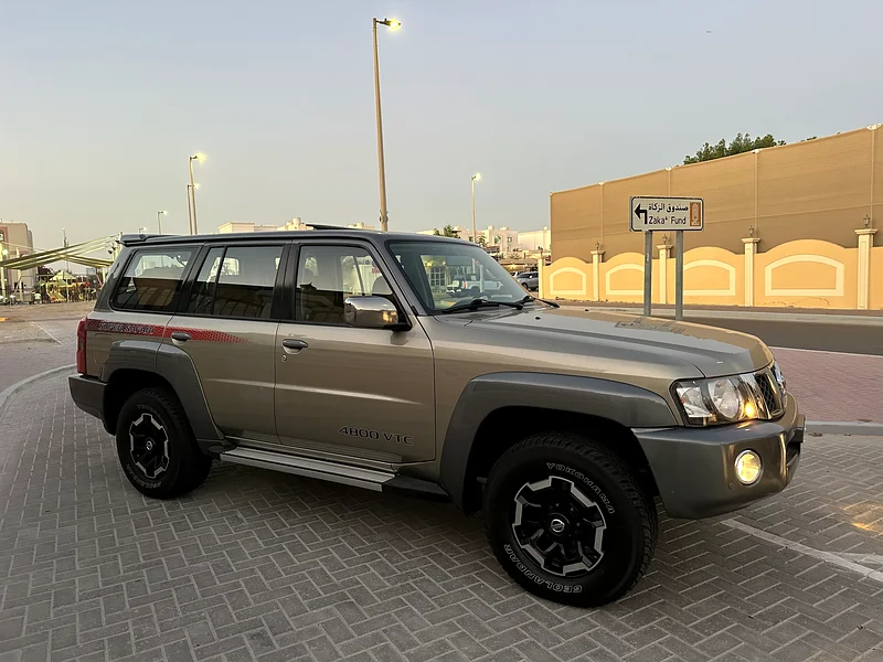 For sale, a Super Safari Gulf vehicle in agency condition.63140689782274113