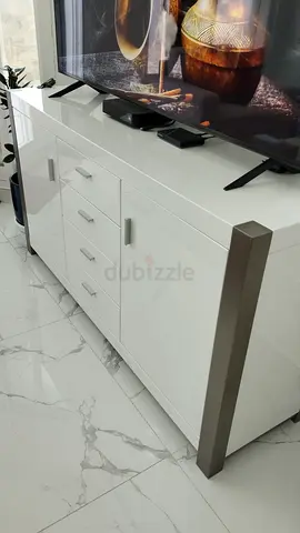 Sideboard/cabinet glossy white with aluminium frame, like new