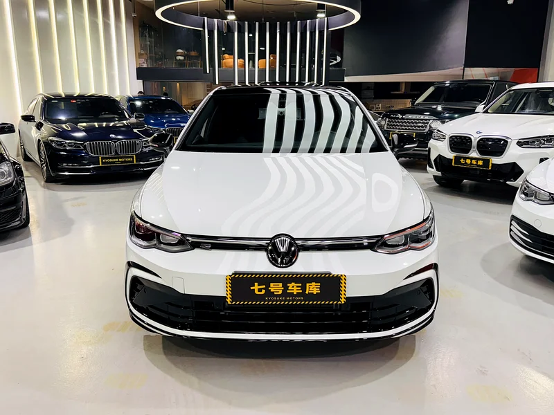 2024 Volkswagen Golf R-Line.636120621678111110
