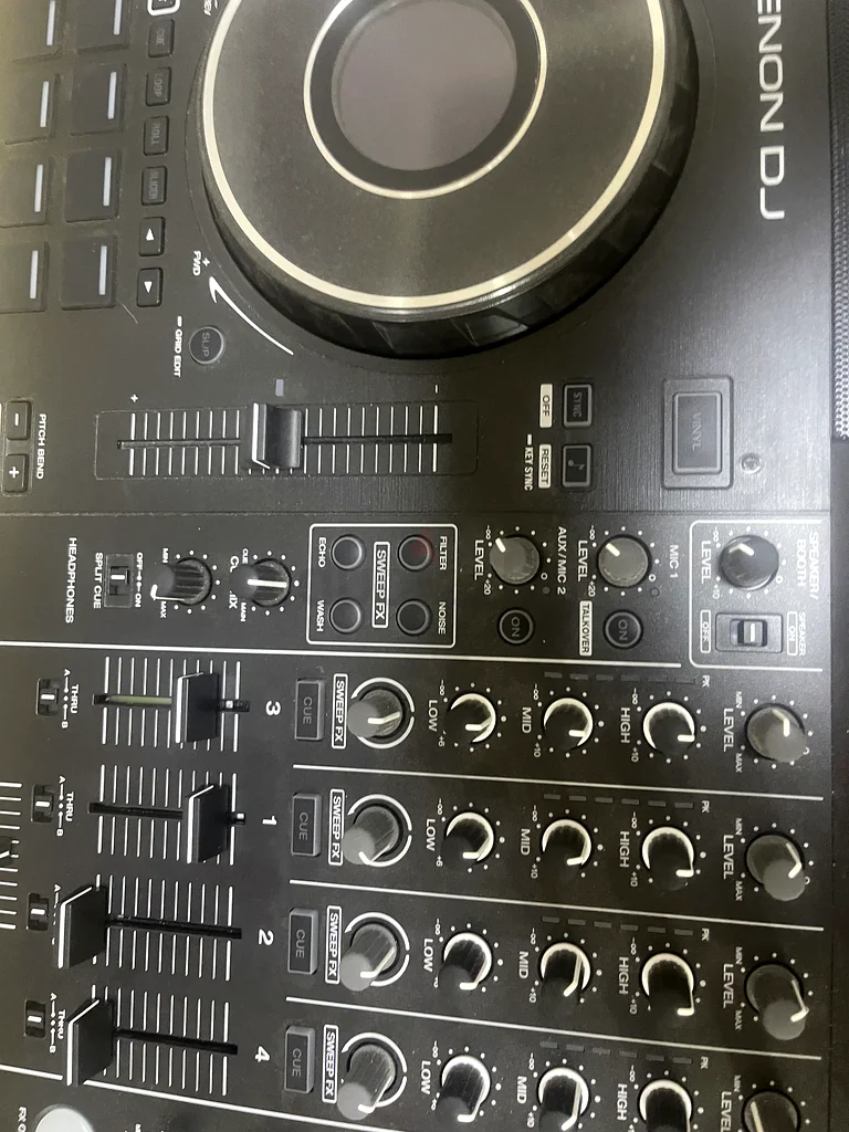 DENON SC LIVE 463229681247362112