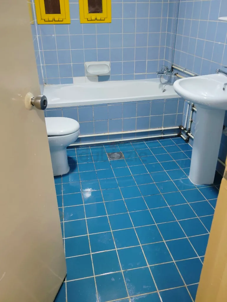 Bed space for Bachelors in Karama/Burjuman (Exit 2)63796043775875111