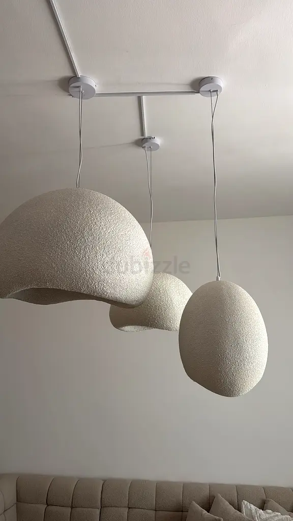 Elegant Designer Wall Lamp - Perfect for Modern Spaces!