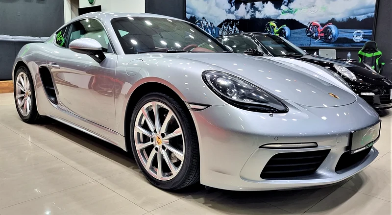 PORSCHE CAYMAN 718 2018 GCC IN IMMACULATE CONDITION WITH ONLY 69K KM63156540502659113