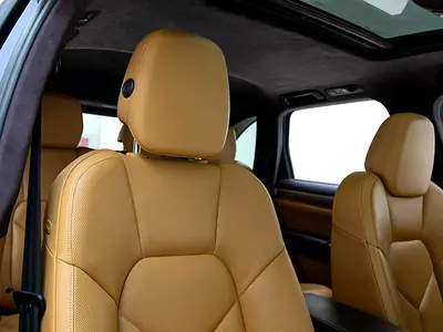2013 Porsche CAYENNE — миниатюра 12