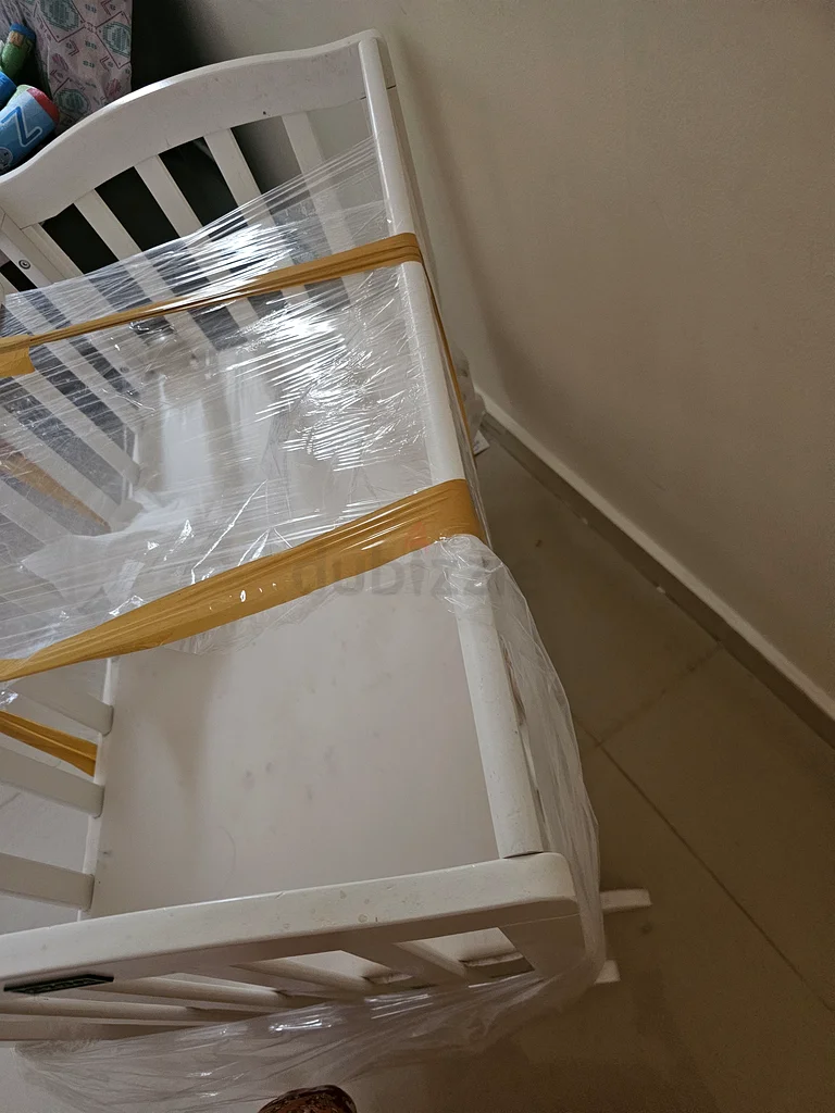 Baby crib63204273361153112