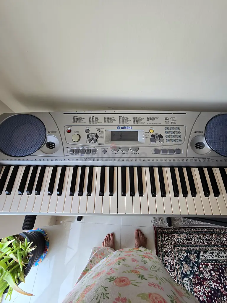 Yamaha PSR 275