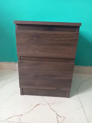Side table for sale in Ajman