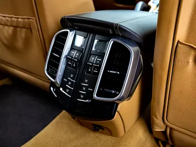 2013 Porsche CAYENNE — миниатюра 17