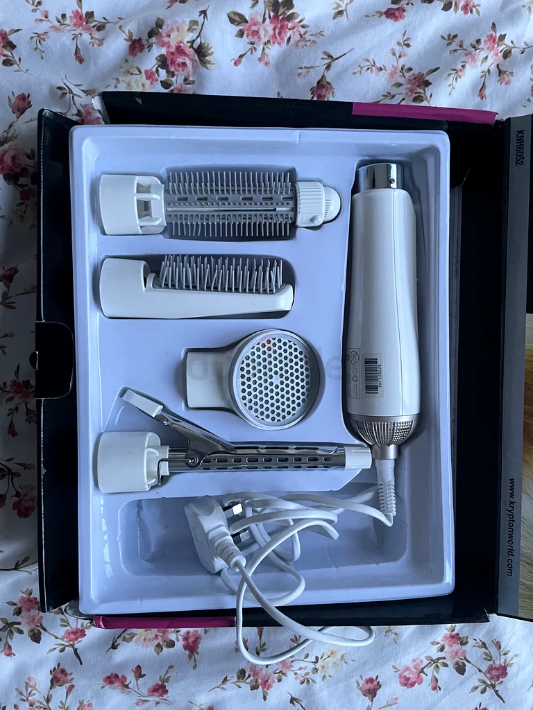 Hair styling iron63243188523393111