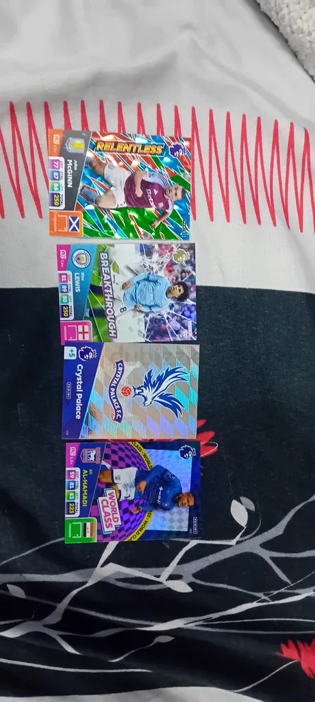 Football cards63191106840579111