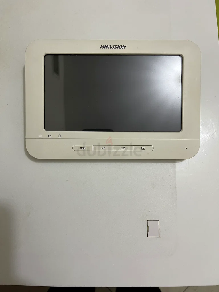 Intercome screen 10 inch for sale in excellent condition63262935812610114