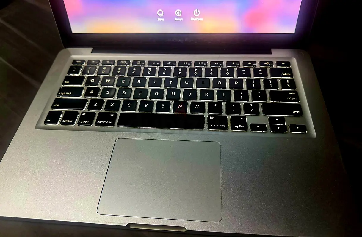MacBook Pro 2010 1278 Core2duo 4GB 128GB SSD63256078140674111
