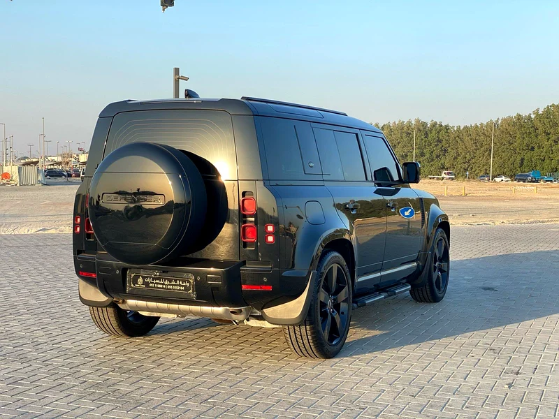 Land Rover Defender Model: 202463159254597762113