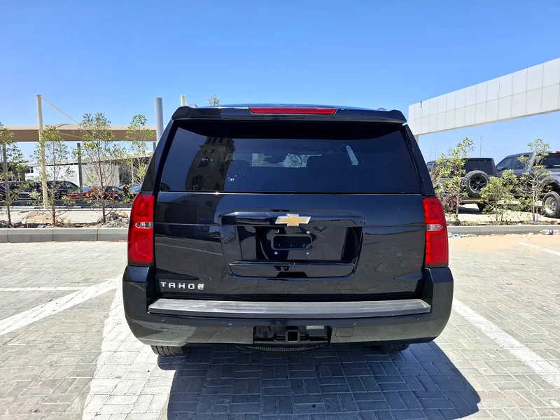Chevrolet tahoe 2020 full option LT63173120839554114