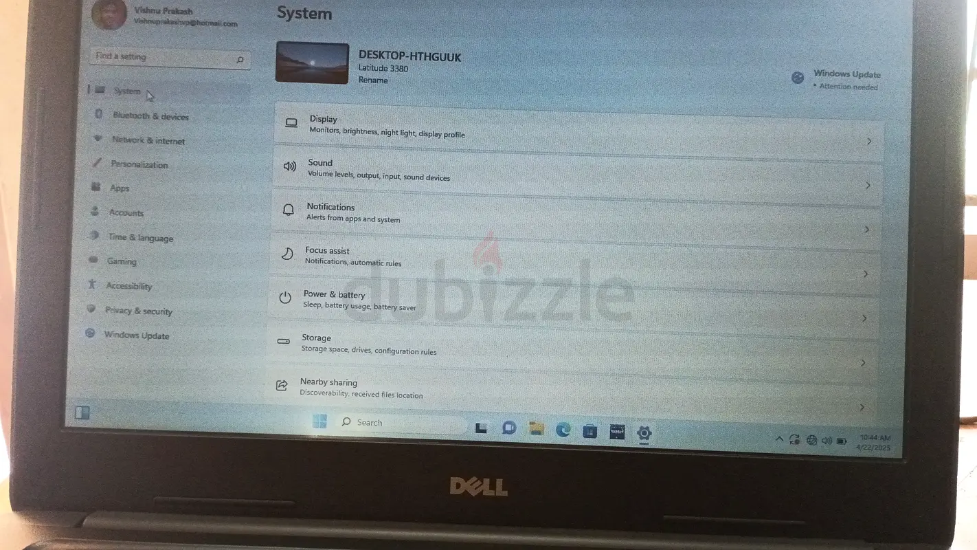 Dell Latitude 3380 Intel Core i5 7th Generation 8 GB 256 GB SSD