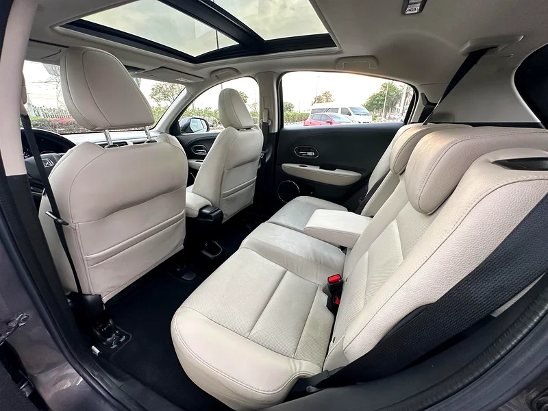 هوندا HR-V 2020 أصلي كامل الخيار سقف بانورامي62863730352386111