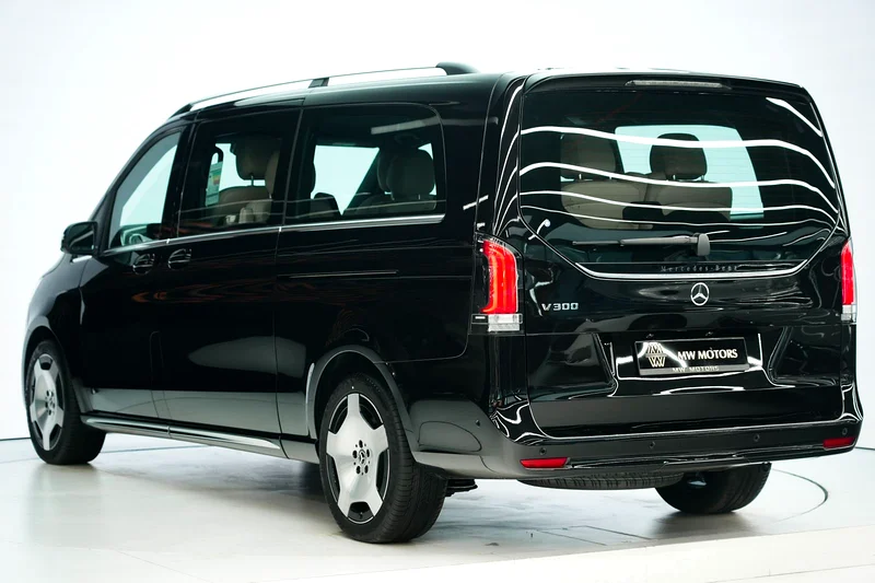 Mercedes-Benz V 300 Exclusive | 2025 GCC 0km | Agency Warranty63163857131265113