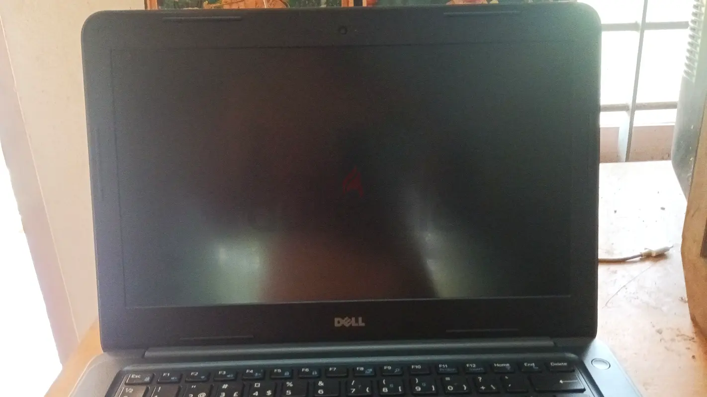 Dell latitude 3380 intel core i5 7th generation 8gb 256ssd63255528424449111