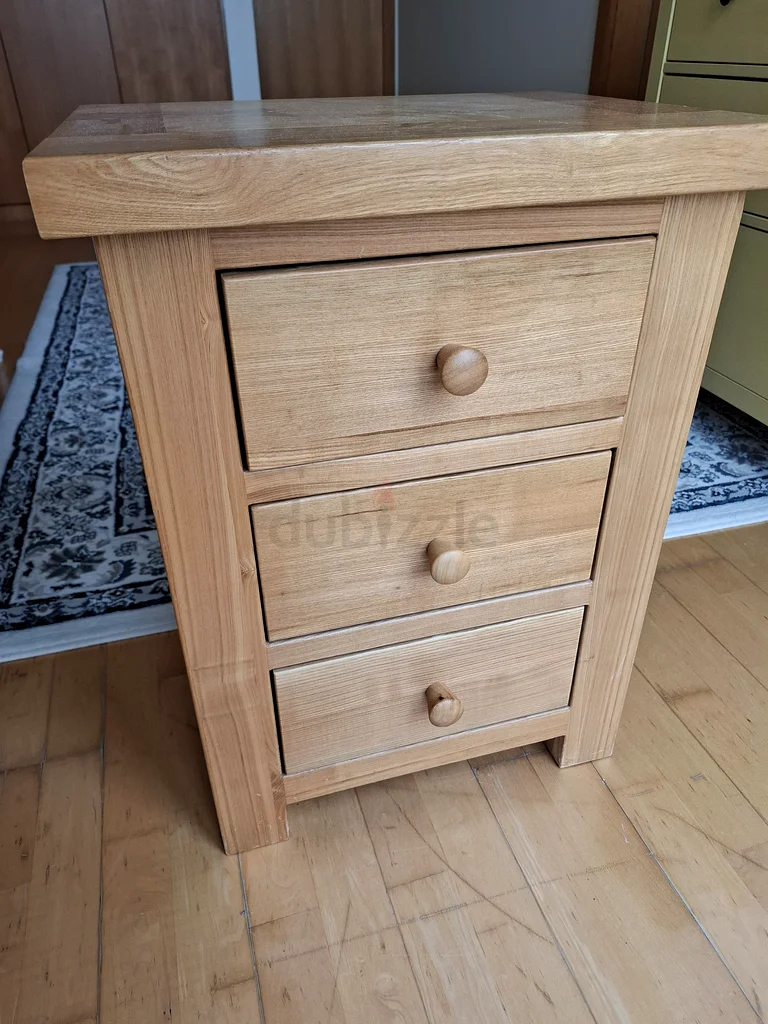 2 x bedside tables for sale632203289712671121