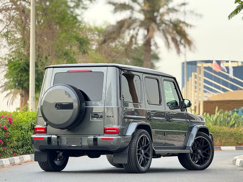 WARRANTY TILL 2028 / G 63 AMG CARBON FIBER EDITION FULL OPTION63143489458818111